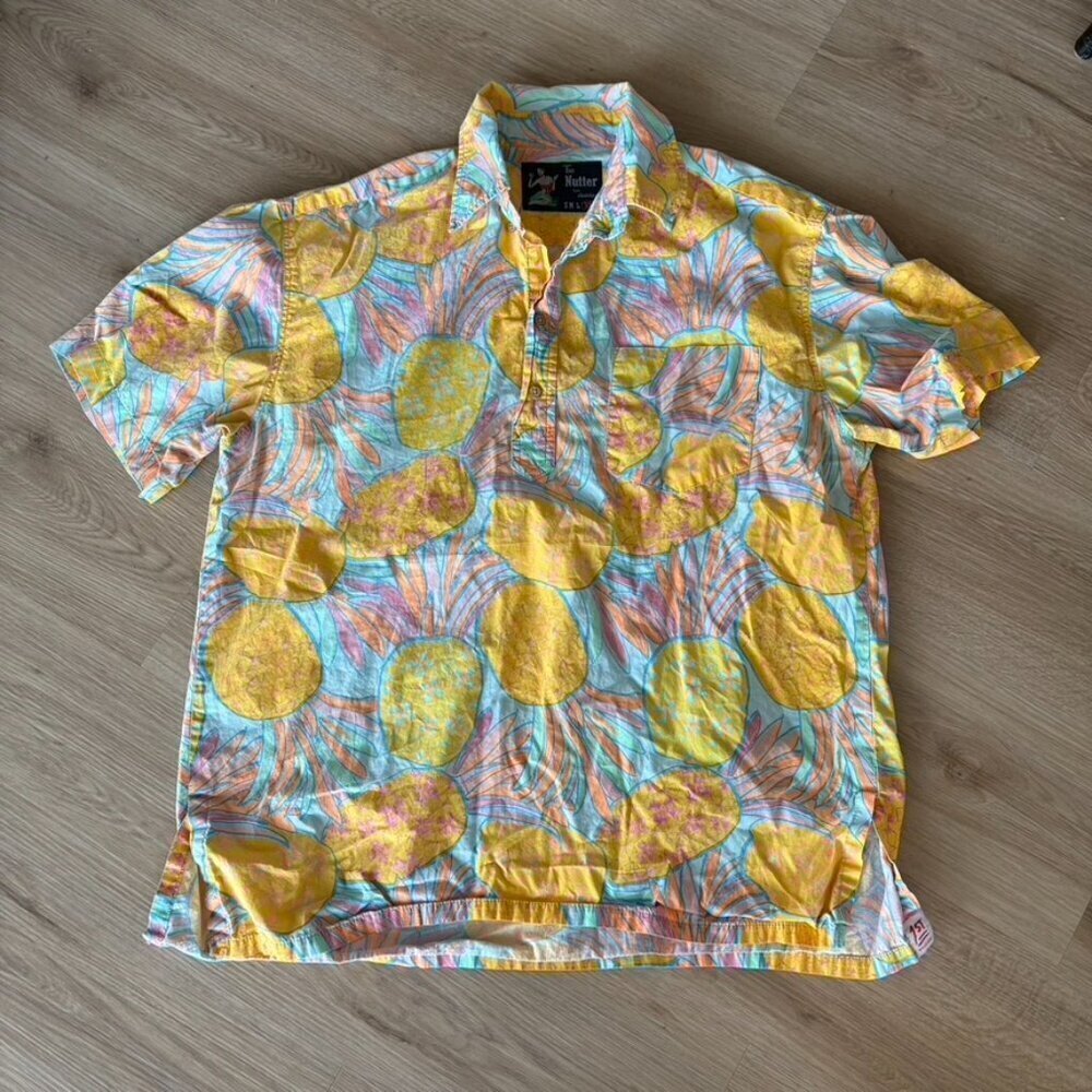 ** Chubbies The Nutter Hawaiian Pineapple Shirt size XL